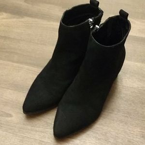 A New Day Black Ankle Booties | Size 8 | Boots